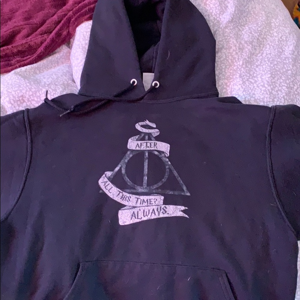 Black Harry Potter hoodie